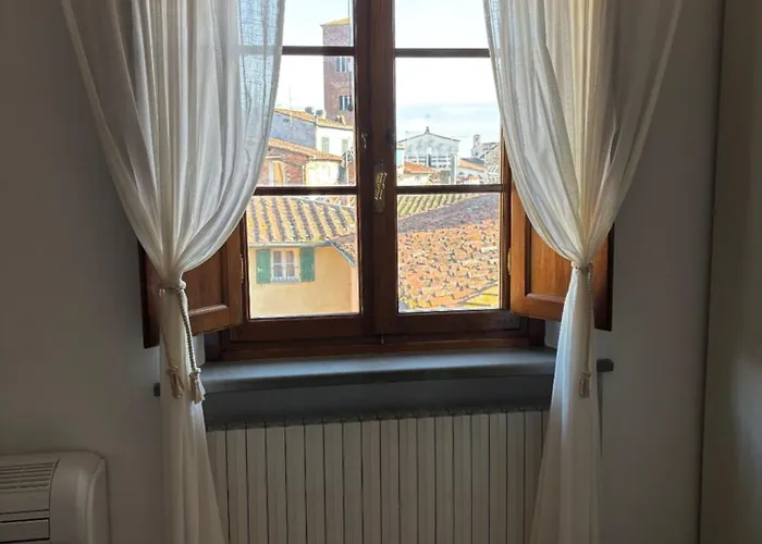 Bed & Breakfast At Lucca