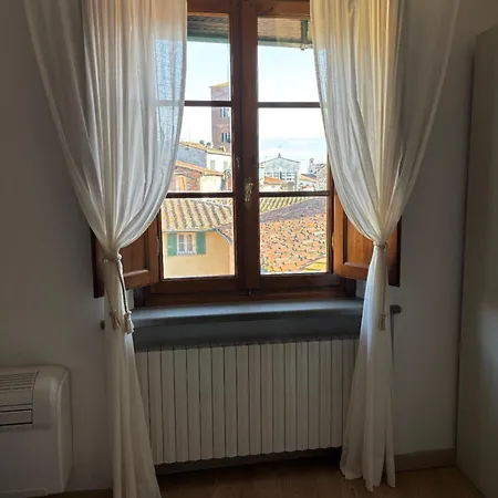 Bed & Breakfast At Lucca